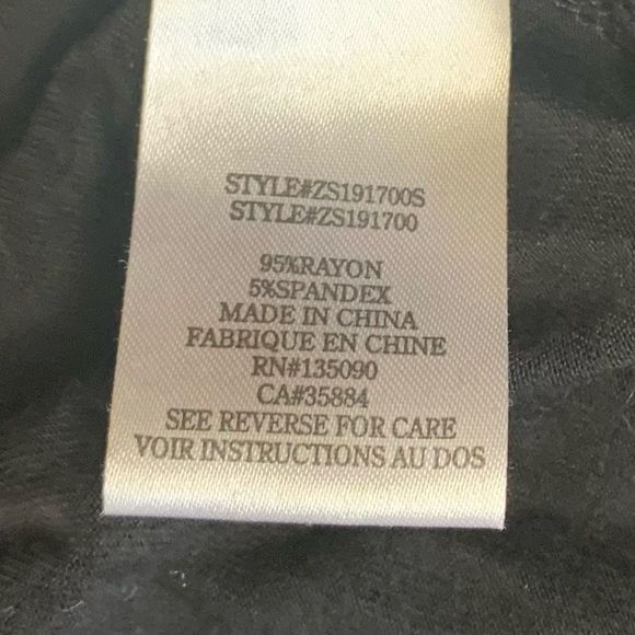 Z Supply Women’s Size Extra Small Black Rayon Stretch V Neck Elastic Waist Rompe - Picture 9 of 16